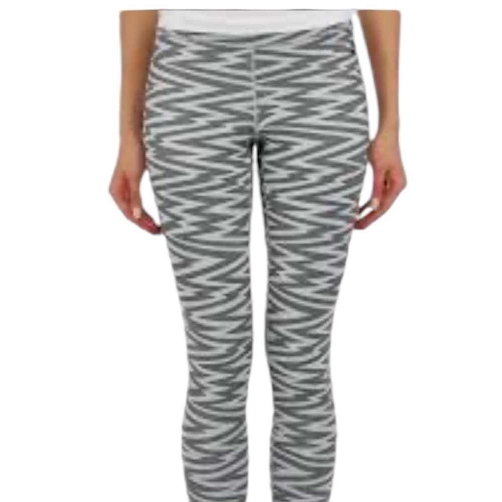 Nike Women's All Over Print AOP Striped Leggings Large Gray Size Small